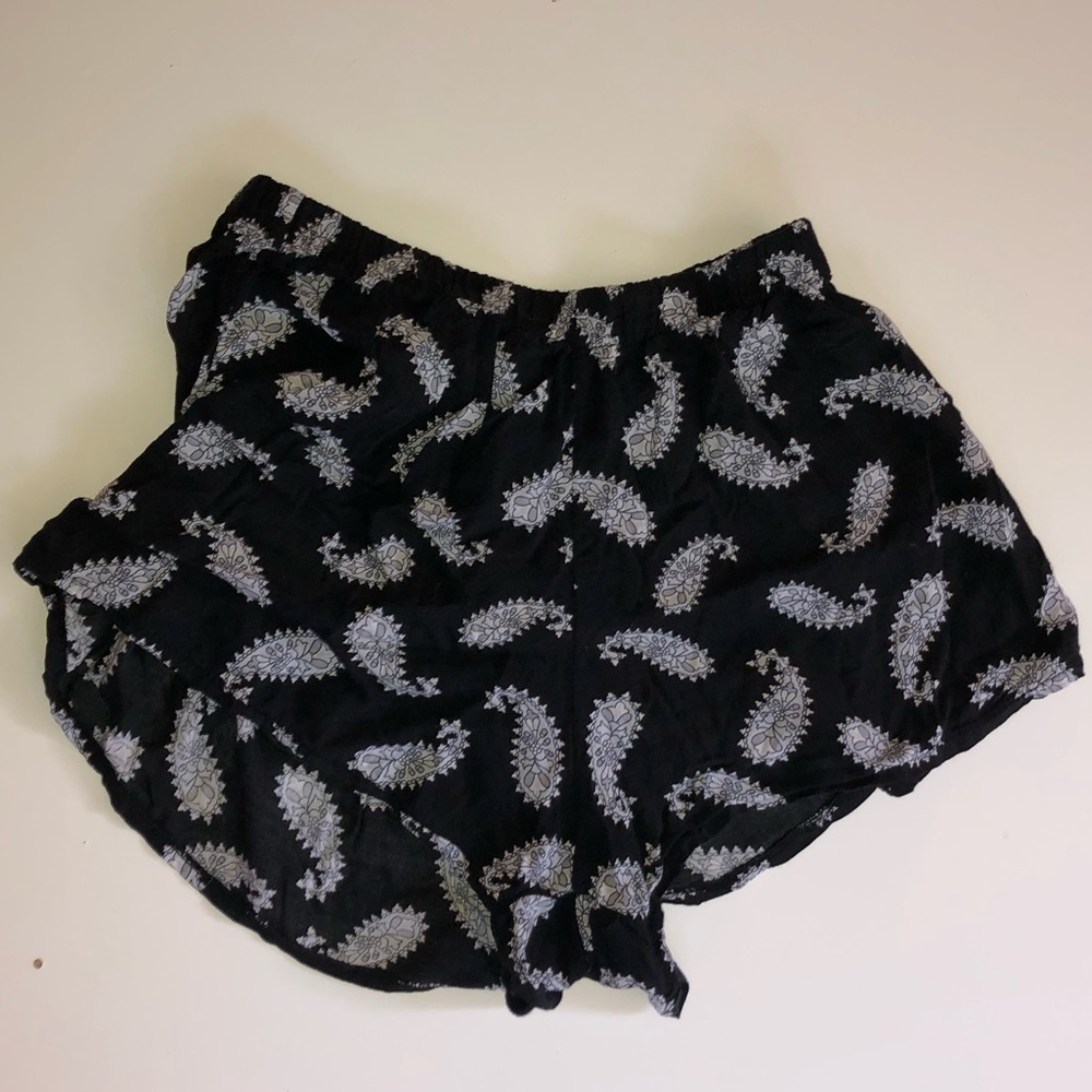 Brandy Melville shorts